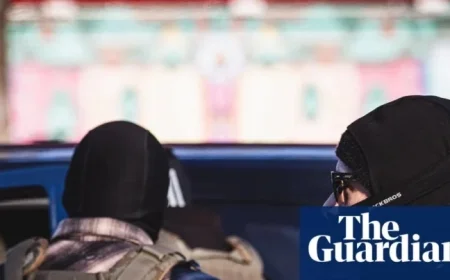 High-School Journalist Captures ICE Raids Amid Anxiety in Minneapolis