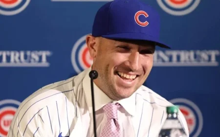 Alex Bregman Secures $175 Million Cubs Deal on Historic Chicago Sports Night