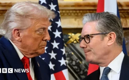 Starmer to Trump: Greenland Tariff Threat Misguided in Phone Call