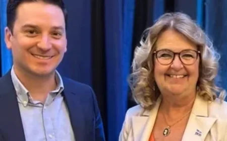 Suzanne Roy Backs Simon Jolin-Barrette for Prime Minister Role