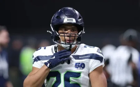 Seahawks’ Zach Charbonnet Undergoes Season-Ending Knee Surgery