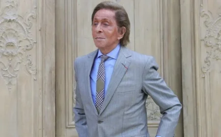 Italian Fashion Icon Valentino Garavani Passes Away at 93