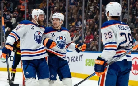 Oilers Dominate Canucks with 6 Goals in Second Period Shutout
