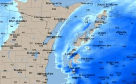 Ajax Triumphs Over Villarreal as Substitute Edvardsen Scores, Boosting Advance Hopes