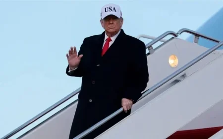 Air Force One Returns After Takeoff on Trump’s Switzerland Trip