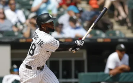 Mets Secure Luis Robert in Trade Deal