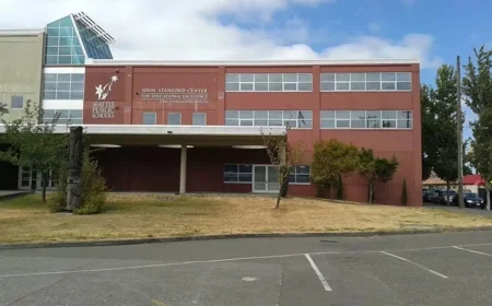 Seattle Schools Temporarily Shelter-In-Place Amid Unconfirmed ICE Activity