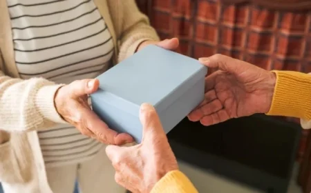 Last-Minute Gift Ideas for Grandparents’ Day 2026