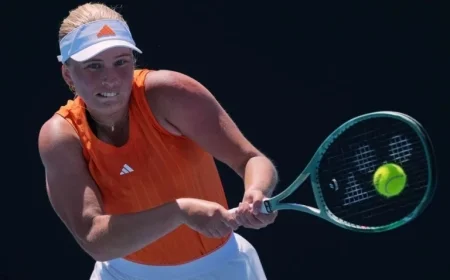 Tauson Overcomes Kudermetova, Sets Stage for Showdown with Junior Star