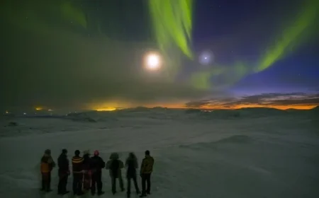 Impressive Northern Lights Illuminate Iceland’s Skies in 2026