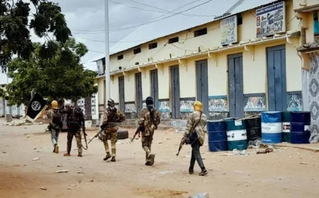 Al-Shabaab Seizes Jubaland Base in Kudhaa Amid Rising Attacks