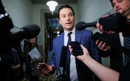 CAQ Leadership Race: Jolin-Barrette, Drainville, Fréchette Consider, Girard, Lafrenière Withdraw