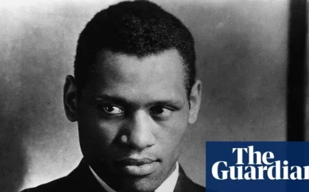 “Paul Robeson: From Hollywood Stardom to Blacklisted Icon | Books”