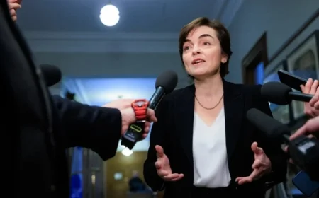 CAQ Leadership Race Takes Shape with Three Leading Contenders