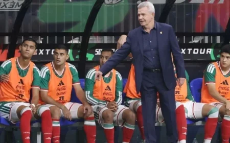 Javier Aguirre Seeks to Fill Mexican National Team Vacancies