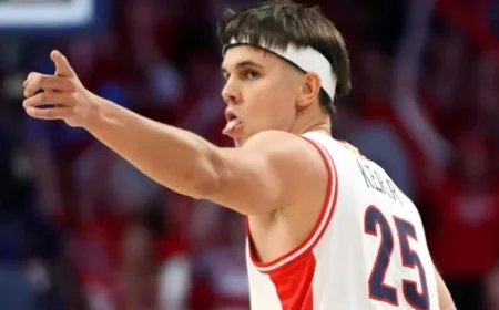 Cincinnati Lists Ex-UA Guard Kerr Kriisa as ‘Probable’ vs. Wildcats