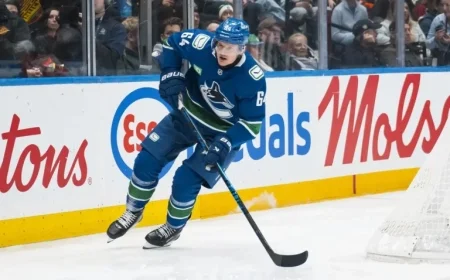 Flyers Eye Canucks Forward in NHL Trade Rumors