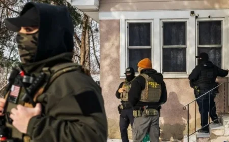 ICE Officers Claim Authority to Enter Homes Without Warrants, Memo Reveals