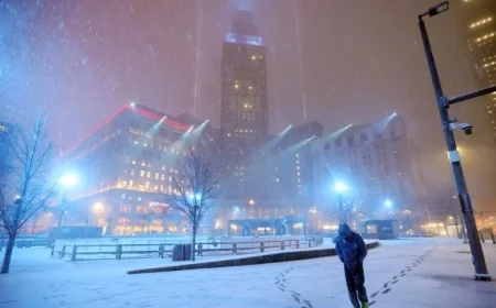 Cleveland Confronts Salt Shortage Ahead of Major Storm