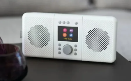 Decentered Media Analyzes DAB’s Influence on Local Radio