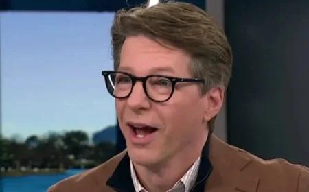 Sean Hayes Stars in Tantalizing Cat-and-Mouse Thriller ‘The Unknown’