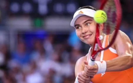 Teenager Jovic Upsets Seventh Seed Paolini at Australian Open