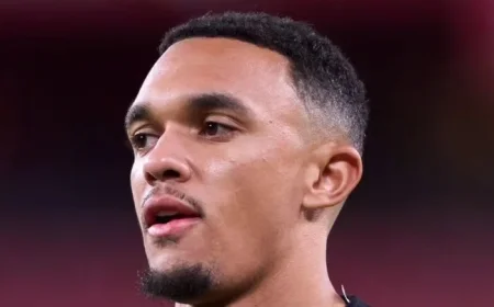 Trent Alexander-Arnold Urged to Exit Real Madrid After Arbeloa Meeting