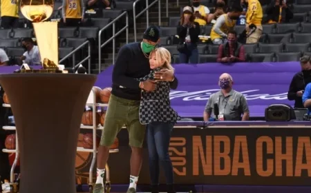 LeBron James Discusses Relationship with Lakers Owner Jeanie Buss