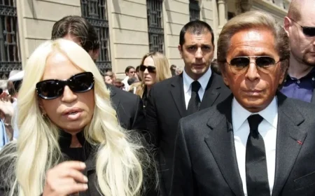 Donatella Versace Stands Out in Bold Outfit at Valentino Garavani’s Funeral