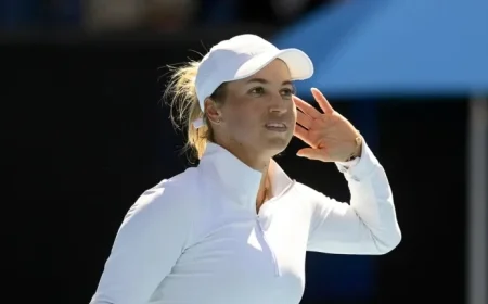 Tennis Star Taunts Jeering Crowd with Dance After Australian Open Win