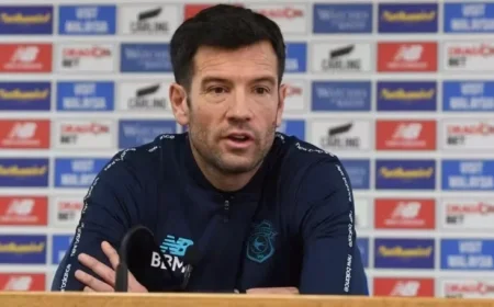 Pre-Match Insights: Brian Barry-Murphy on Stockport County