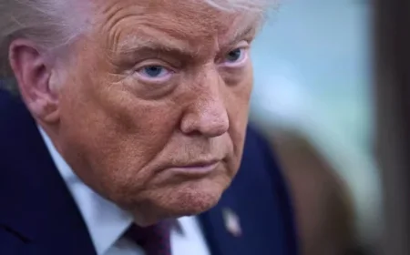 Trump Vows 100% Tariffs on Canadian Goods Over China Deal