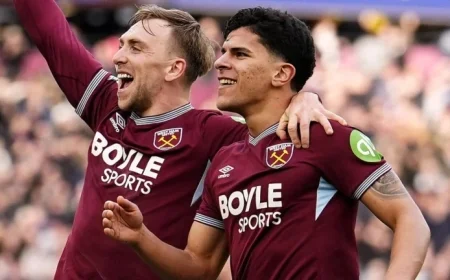 West Ham Triumphs 3-1 Against Sunderland to Bolster Premier League Survival