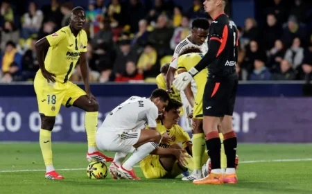 Foyth Injured, Receives Ovation Against Real Madrid