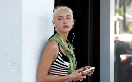 Iris Law Wears Kim Kardashian’s NikeSkims Split-Toe Shoes