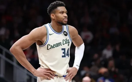 Giannis’ Injury Impact: Bucks, Knicks, Warriors, Heat, & More at NBA Deadline