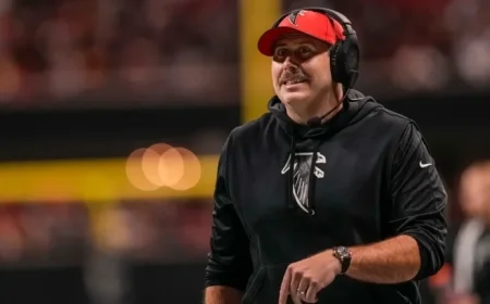 Titans’ Robert Saleh Consults Arthur Smith on OC Role