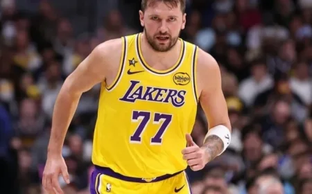 Lakers vs. Mavericks: Live Updates, Predictions as Luka Dončić Returns to Dallas