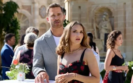 Rachael Leigh Cook Shines in New Hallmark Movie with Twists and Slow Burn
