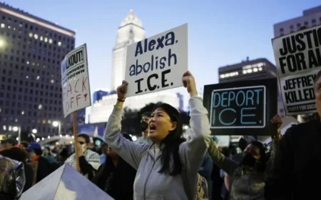 Minneapolis Shooting Protests End in LA; Bass Criticizes ICE