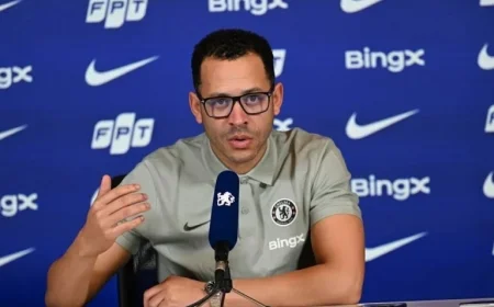Liam Rosenior Updates on Chelsea’s Lineup Before Crystal Palace Match