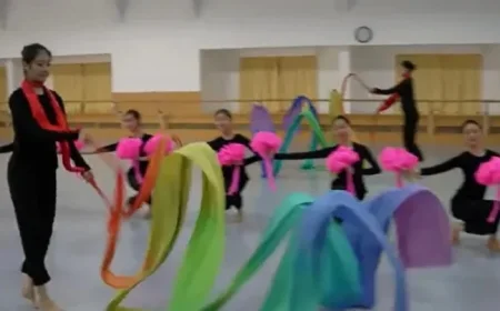 Exploring the Intriguing Behind-the-Scenes of Shen Yun