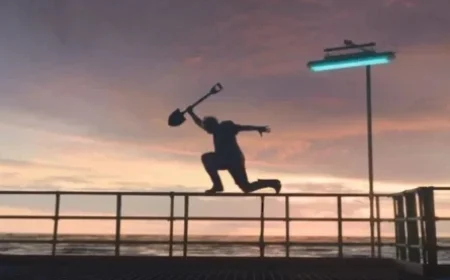 Tom Cruise Transforms with Prosthetics for ‘Birdman’-Style Film ‘Digger’