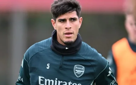 Piero Hincapié Returns to Arsenal Training, Set for Manchester United Match?