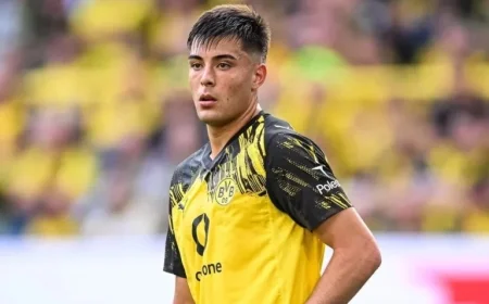 Chelsea Exercises Recall Option to Bring Aaron Anselmino Back from Dortmund
