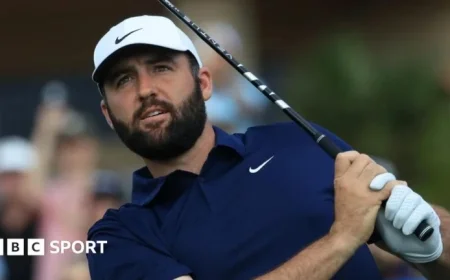 Si-Woo Kim Leads Scheffler, Brown by One Stroke at American Express