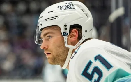 Kraken’s Shane Wright Ignores Trade Rumors