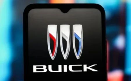 Hotels Move Away from Solid Bathroom Doors