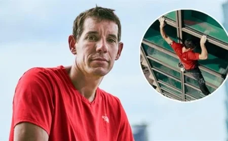 Alex Honnold Discloses “Embarrassing” Netflix Pay for Taipei 101 Solo Climb
