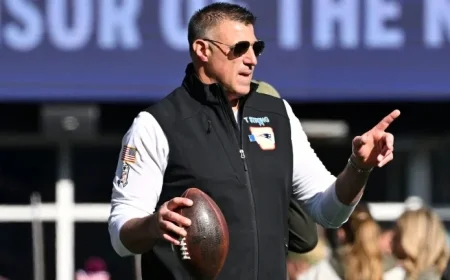 Mike Vrabel to Make History if Patriots Clinch Super Bowl Victory